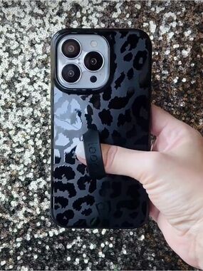 Loopy iPhone 16 Pro Max Case